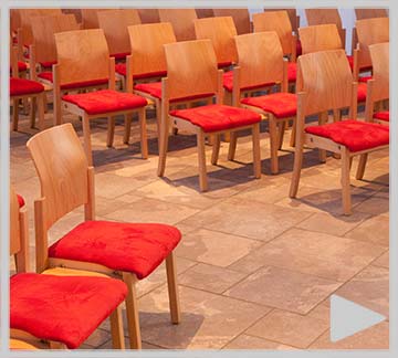 Stühle für Gottesdienst