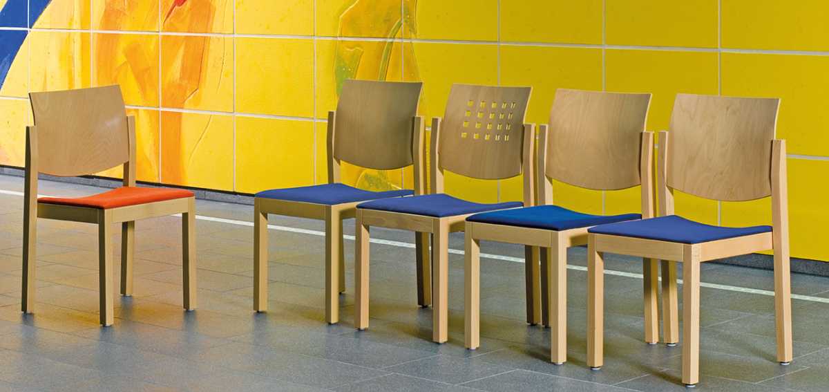 Kirchenstuhl Linea 120 S-08, Sitz- und Rückenpolsterung