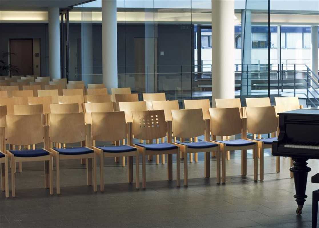 Gemeindestuhl Classica 113 B-08, Sitz- und Rückenpolsterung